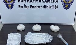 Bor'da Narkotik Operasyon; 4 Gözaltı 1 Tutuklama
