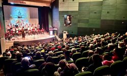 “Koro ve Solo Türkülerle Anadolu” Gecesi Niğde’de Yoğun İlgi Gördü