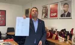 Erhan Adem; Bu kişinin o koltukta bir dakika dahi oturmaması gerekir.