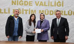 Öğretmenler Günü Yarışmalarında Dereceye Girenlere Ödül