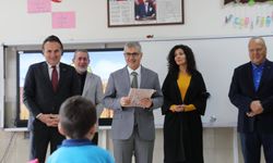 Vali Cahit Çelik beraberinde protokol ile Onur Ekemen Okulunu Ziyaret Etti