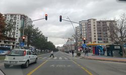 CHP’li Şen’den TEMA AVM Önündeki Trafik Düzenlemesine Eleştiri