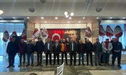 Niğde Kahveciler Odası’nda Kadir Yamaner Güven Tazeledi