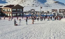Ketençimen Kayak Merkezi Hafta Sonu Yoğun İlgi Gördü