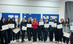 Geleceğin Bilişimcilerine İş Kulübü Eğitimi