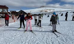 Çiftlik’te Kayak Kursu Devam Ediyor