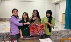 Ebru Sanatçısı Meral Bıyık, Öğrencilerle Sanatı Buluşturdu