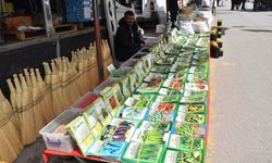 Sebze Tohumları Tezgahlarda Yerini Aldı