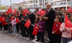 Şehit Varol Tosun Okulu’nda Duygusal Bayrak Töreni