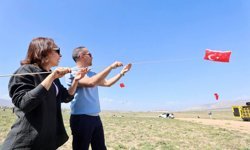 Niğde’de Gökyüzü Anneler İçin Renklendi