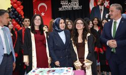 Yunus Emre Anadolu Lisesi’nde Mezuniyet Coşkusu