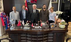 İYİ Parti yönetiminden NESOB’a hayırlı olsun ziyareti