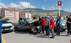 Niğde’de Otomobil Takla Attı: Yaralılar Var