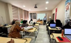 Halk Eğitimi Merkezinde Bilgisayarlı Giysi Kalıbı Hazırlama Kursu İlgi Görüyor