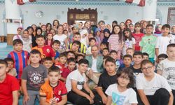 Başkan Özdemir'den Yaz Kur'an Kursu Öğrencilerine Sürpriz Ziyaret