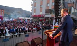 Çamardı’da Festival Coşkusu İsmail Altunsaray Konseriyle Zirve Yaptı!