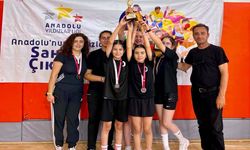 Kız Masa Tenisi Takımı Türkiye Finalleri’ne Yükseldi