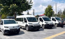 Niğde Belediyesi Araç Filosunu 4 Yeni Araçla Güçlendirdi