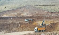 Tepeköy Göleti’nde Çalışmalar Başladı: 1.700 Dekar Arazi Sulanacak