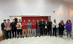TEKNOFEST Şampiyonu Öğrenciler Niğde’de Çocuklarla Buluştu