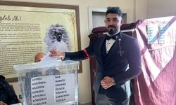 Düğün Gününde Sandık Başına Gitti