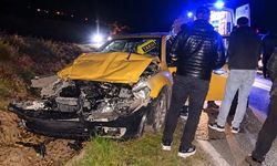 Patates Yüklü Traktöre Çarpan Otomobilin Sürücüsü Ağır Yaralandı