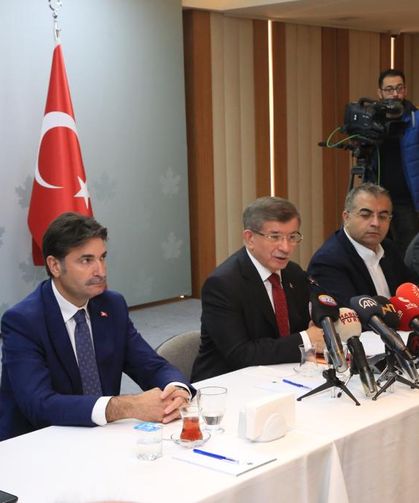 Davutoğlu'ndan Özdağ’ın  'bakanlık' iddialarına yanıt: Kılıçdaroğlu böyle bir pazarlığa girmez