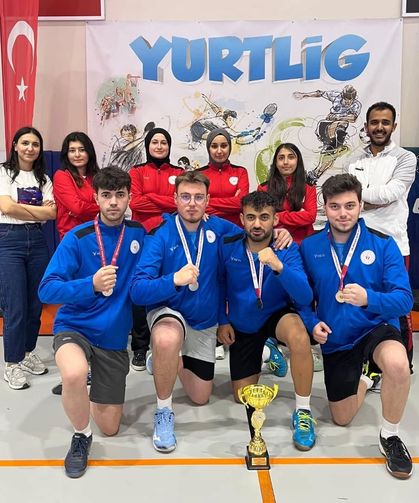 Milli Piyango Yurdu öğrencileri Badminton’da Fırtına Gibi Esti!