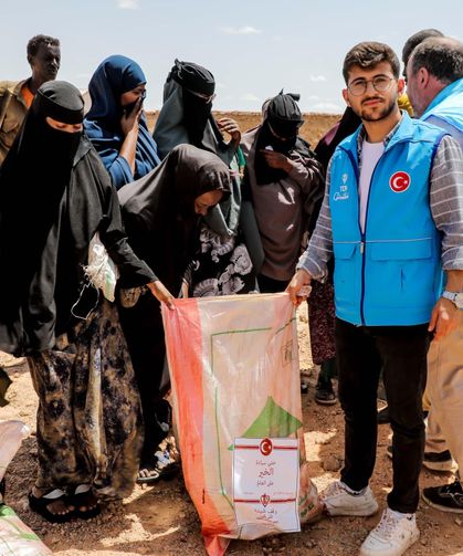 Türkiye Diyanet Vakfı Somali’de muhteşem kurban organizasyonu  ile gönülleri  fethetti.