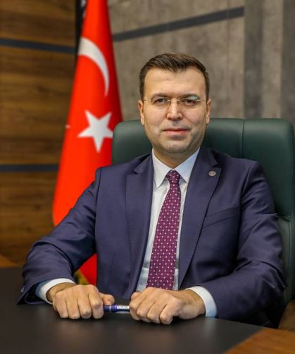 Vali Akmeşe’den Çiçek Yerine Fidan Bağışı Çağrısı