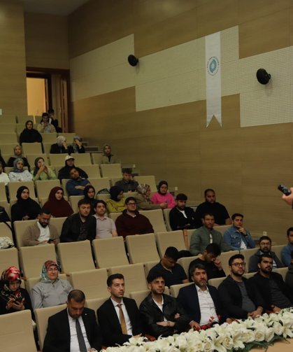 NÖHÜ’de Vakıf Kültürü ve Kadınların Hayırdaki Öncü Rolü Anlatıldı