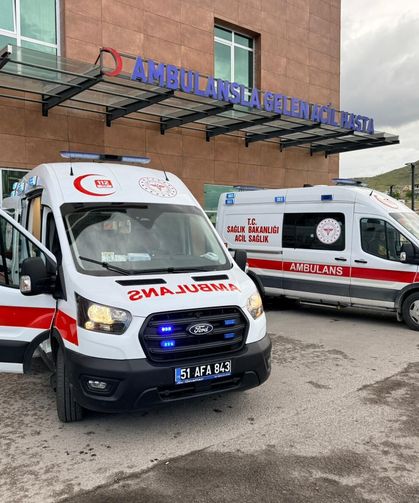 Mevsimlik Tarım İşçilerini Taşıyan Minibüs Devrildi: 1’i Ağır 5 Yaralı