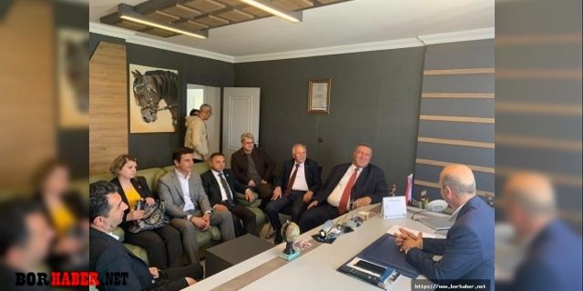 Atatürk'ün Elma Faturasının Bir Örneği CHP İl Başkanına Hediye Edildi