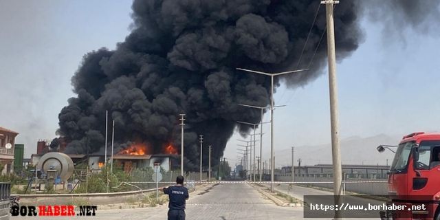 Bor OSB de Atık Yağ Geri Dönüşüm Fabrikasında Yangın Çıktı