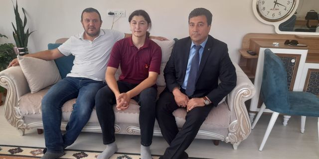 TYT Türkiye Birincisi Harun Durak'a Tebrik ve Destek