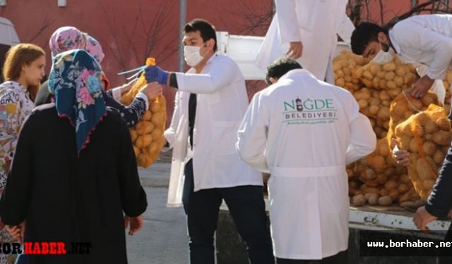 Başkan Özdemir Patates Çiftçisinin Yüzünü Güldürdü