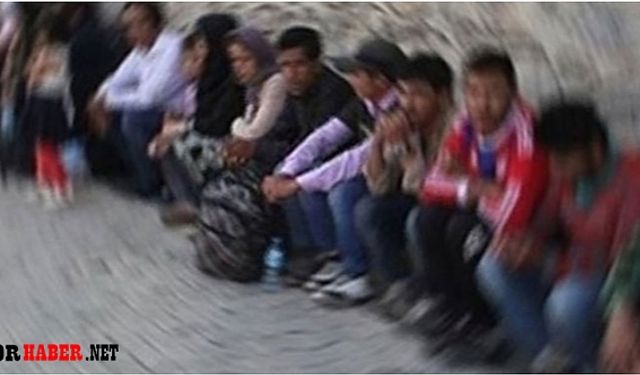 Ankara Niğde Otoyolunda Afganistan Uyruklu 4 Düzensiz Göçmen Yakalandı