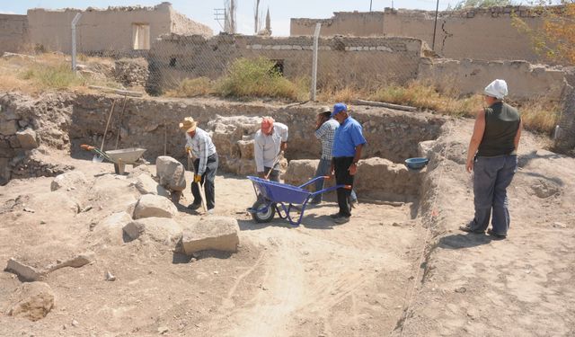 Niğde'de Arkeolojik Kazılar Devam Ediyor