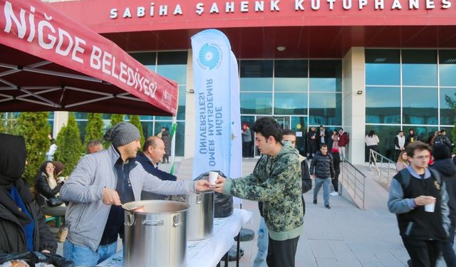 Vize Haftasında Sıcak Çorba Keyfi Niğde Belediyesi’nden