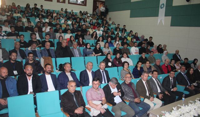 Niğde'de Sağlık Alanında Önemli Ziyaret ve Konferans