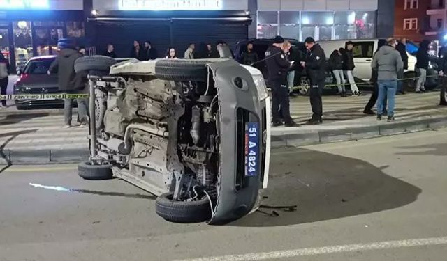 Niğde Adliyesi  önünde Trafik Kazası