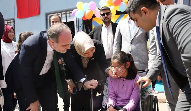 Yapay Zeka Projeleri Miniklerle Buluştu