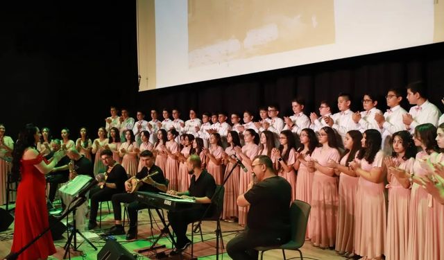 “Bir Nefes Şiir, Bir Ezgi Müzik” Dinletisi Büyük Beğeni Topladı