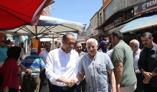 Başkan Özdemir, Esnafları ziyaret ederek, talepleri dinledi