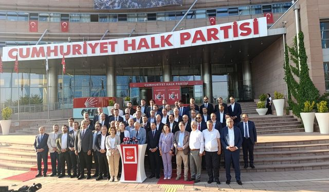 Türkiye Cumhuriyeti ve Halkın Partisi Teslim Alınamayacak
