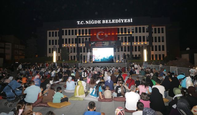 Niğde’de Gazze İçin “Sessiz Çığlık” Belgeseli Gösterimi Düzenlendi