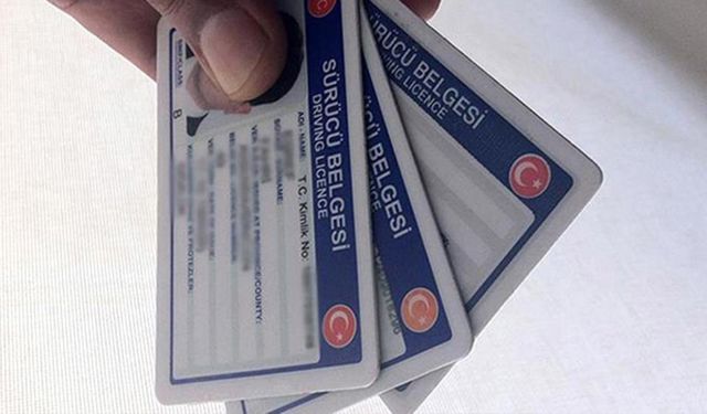 Eski tip sürücü belgelerinin yenilenme süresi 31 Ekim’e uzatıldı