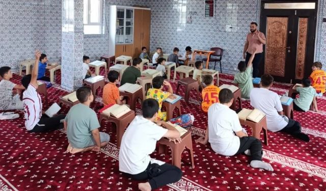 Bor İlçe Müftülüğü’nden Yaz Kur’an Kurslarına Rehberlik Ziyareti