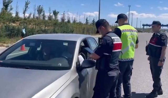 Niğde’de Trafik Denetimlerinde 24 bin 193 araç sürücüsü kontrol edildi