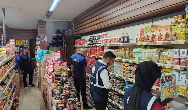 Çiftlik’te Zabıta ve Ticaret Müdürlüğü’nden Zincir Market Denetimi